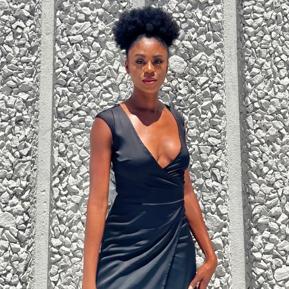 Plunge Black Wrap Dress - Picture 5 of 7